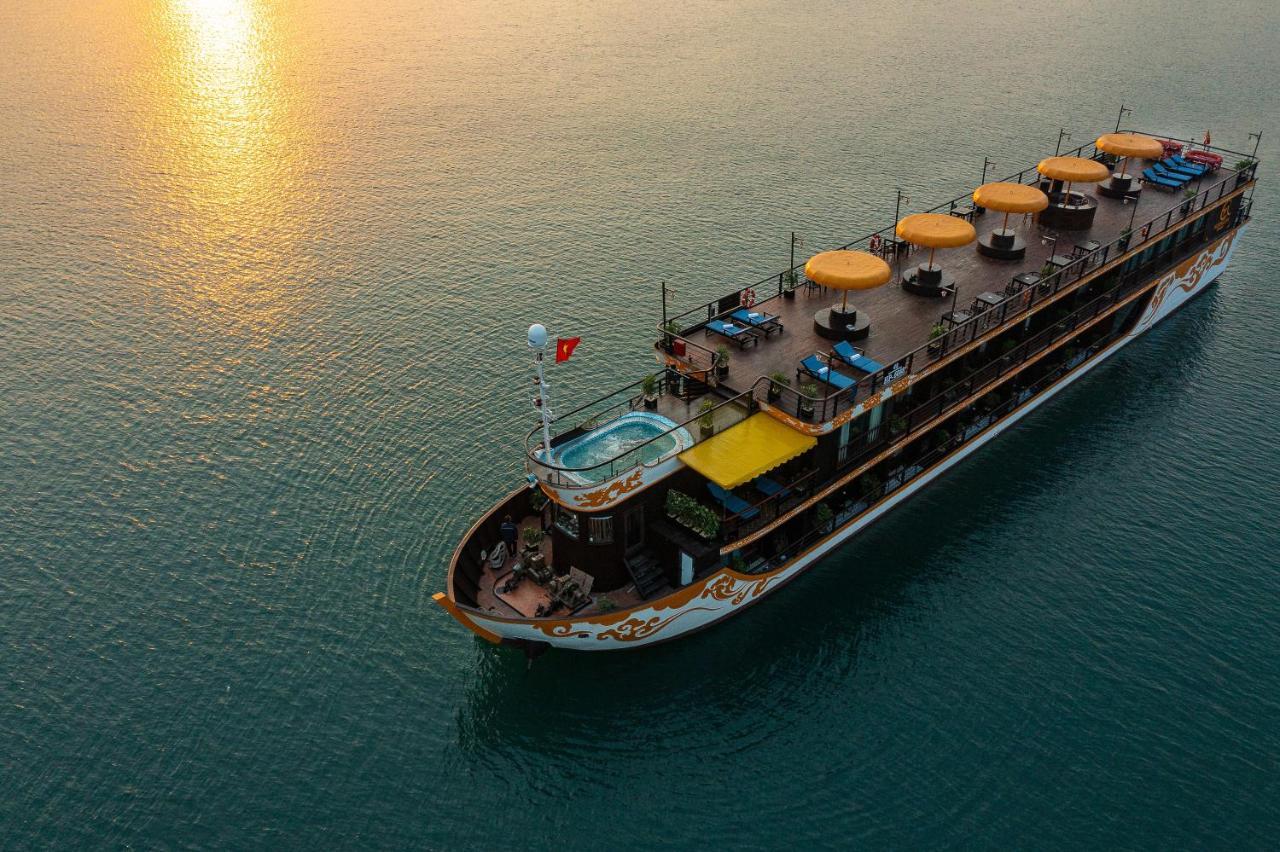Nostalgia Halong Cruise Hotel Ha Long Exterior foto
