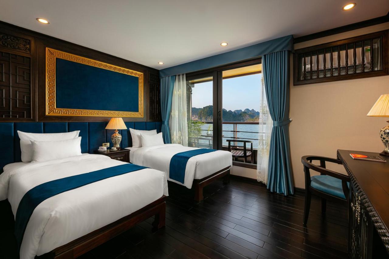 Nostalgia Halong Cruise Hotel Ha Long Exterior foto
